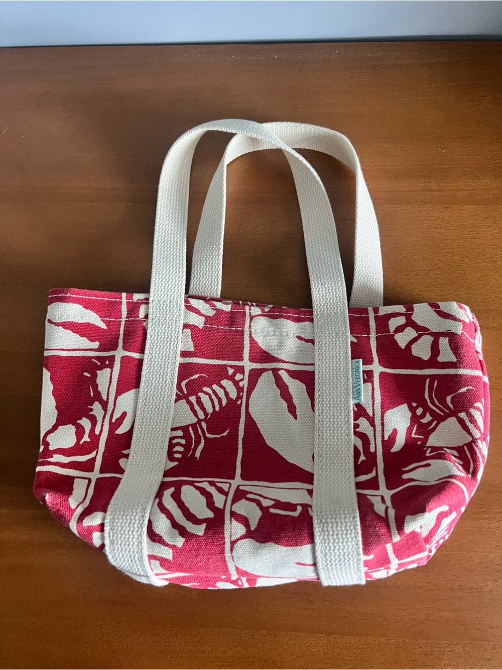 Ann Veronica lobster tote